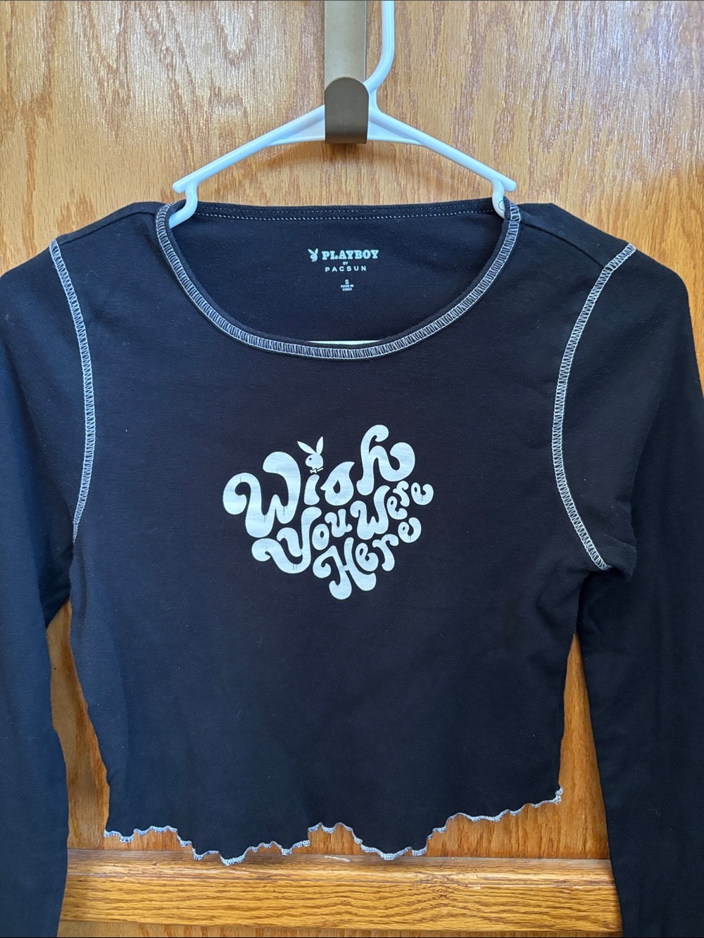 PLAYBOY PacSun Black Long-Sleeve Cropped Tee with White Graphic